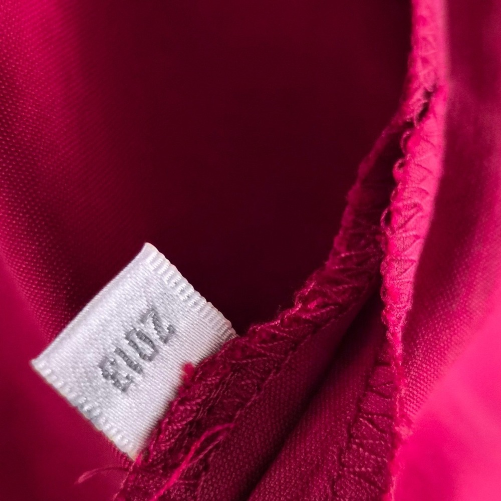 Petite Sophisticate Red 100% Silk Button Down Blouse Long Sleeve Shirt Size P - Picture 8 of 8